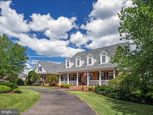 256 Cliffside Dr, Edinburg, VA, 22824-3560 | Card Image