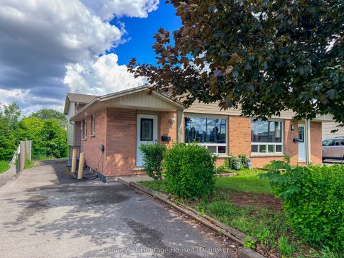 542 First Ave N, Welland, ON, L3C1Z3 | Card Image