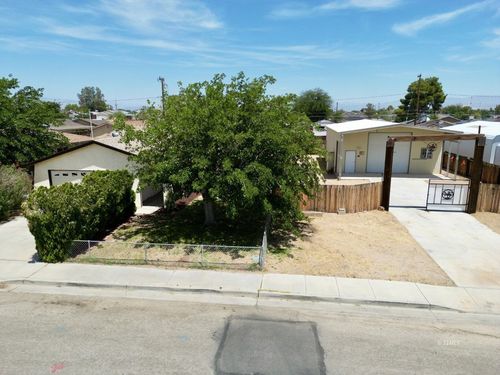 1144 W Coronado Ave, Ridgecrest, CA, 93555-4818 | Card Image
