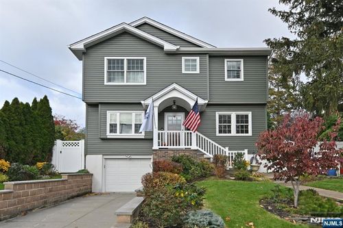 423 The Esplanade, Maywood, NJ, 07607-1959 | Card Image