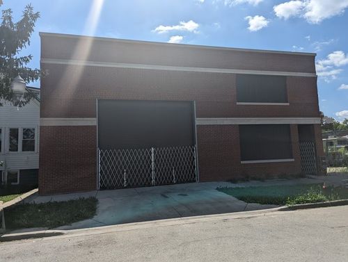 4627 W Huron Street, Chicago, IL, 60644 | Card Image