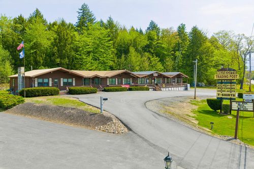 521 New Hampshire Route 104 Route, Meredith, NH, 03253 | Card Image