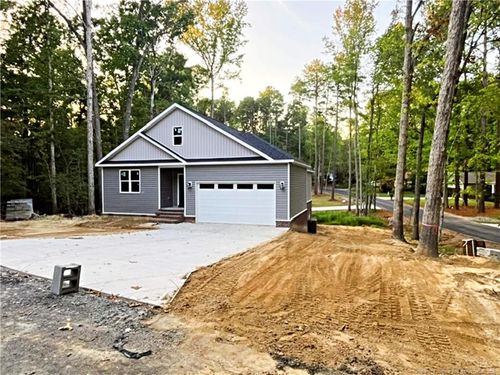 5117 Pheasant Ln, Sanford, NC, 27332-7389 | Card Image