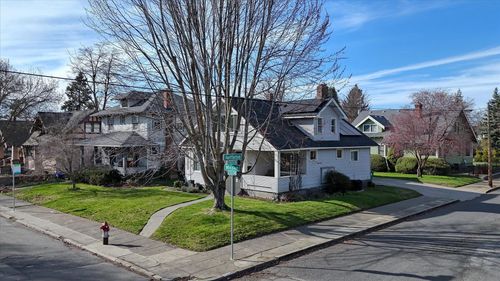 2304 W Mission Ave, Spokane, WA, 99201-2927 | Card Image
