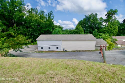 3618 Big Springs Rd, Maryville, TN, 37801-8903 | Card Image