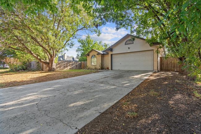 221 Dashelle Run, House other with 3 bedrooms, 2 bathrooms and null parking in Kyle TX | Image 22