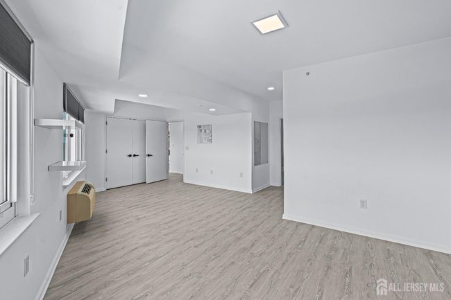 APT-2114 - 110 Somerset St, Townhouse with 1 bedrooms, 2 bathrooms and null parking in New Brunswick NJ | Image 9