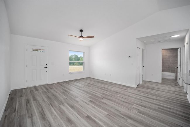 24375 Nw Foxglove Ln, House other with 3 bedrooms, 2 bathrooms and null parking in DUNNELLON FL | Image 37