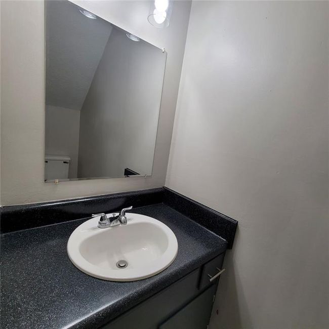 6458 Bedford Ln, Townhouse with 2 bedrooms, 3 bathrooms and 2 parking in Lithonia GA | Image 5