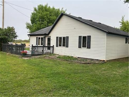 152 South Avenue, Clear Lake, WI, 54005 | Card Image