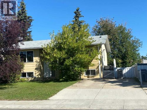 98912 83 Ave, Grande Prairie, AB, T8V3T5 | Card Image