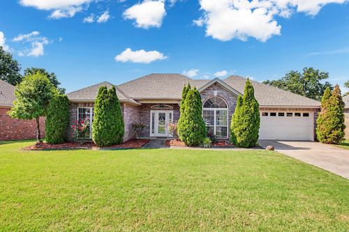 1741 Hidden Creek Dr, Sherwood, AR, 72120-2285 | Card Image
