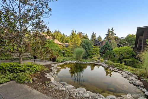 unit-a104-610 Ne Vineyard Ln, Bainbridge Island, WA, 98110-2437 | Card Image
