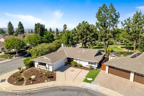 23211 Meadowbrook Cir, Lake Forest, CA, 92630-3837 | Card Image