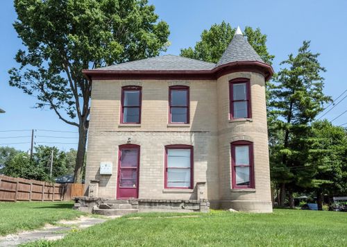 4626 E Washington St, Indianapolis, IN, 46201-4772 | Card Image