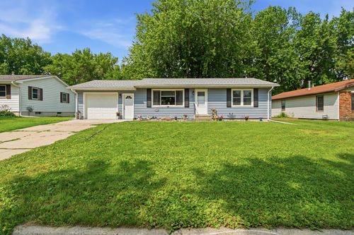 1213 3rd Street Nw, Waseca, MN, 56093 | Card Image