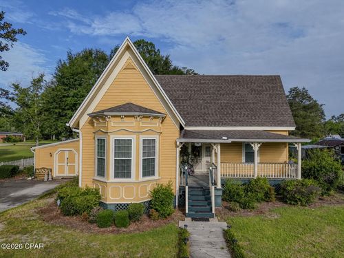 768 3rd St, Chipley, FL, 32428-1819 | Card Image