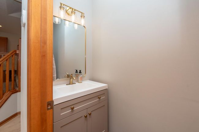 2128 Kelly Cir, House other with 5 bedrooms, 4 bathrooms and null parking in Shakopee MN | Image 12