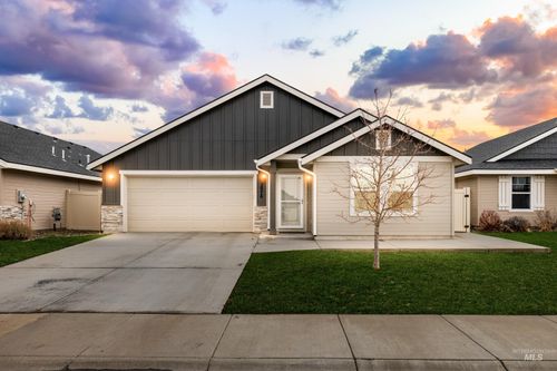 2976 N Rapid Creek Pl, Kuna, ID, 83634-1692 | Card Image