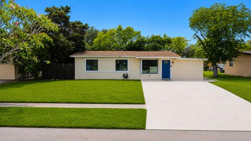 5700 Sw 37th Ct, Davie, FL, 33314-2718 | Card Image