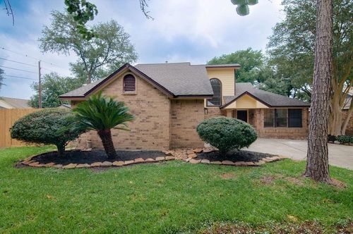 9834 Haverdown Dr, Houston, TX, 77065-4328 | Card Image
