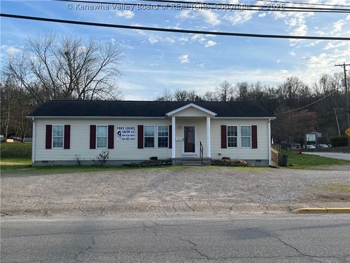 402 5th St, New Haven, WV, 25265-7741 | Card Image