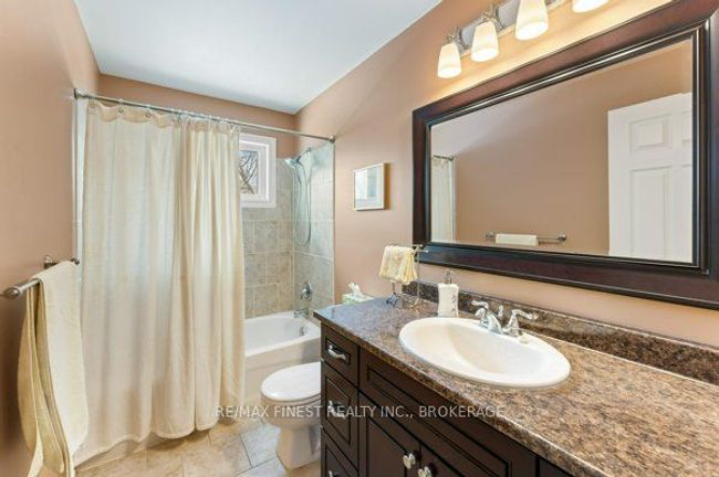34 Centre St, House other with 4 bedrooms, 2 bathrooms and 3 parking in Newburgh ON | Image 15