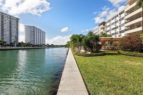 apt-111-220 Kings Point Dr, Sunny Isles Beach, FL, 33160-4741 | Card Image