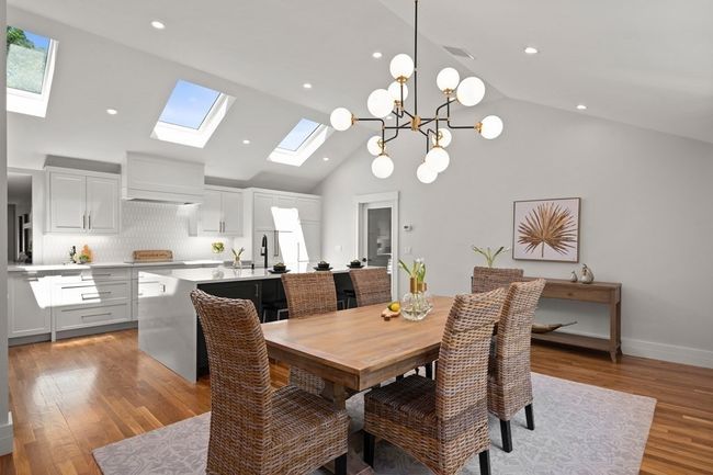 7 Bishops Ln, House other with 3 bedrooms, 5 bathrooms and 4 parking in Lynnfield MA | Image 6