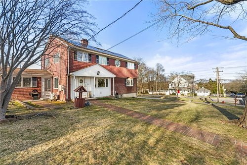 215 Rocky Point Ave, Warwick, RI, 02889-6333 | Card Image