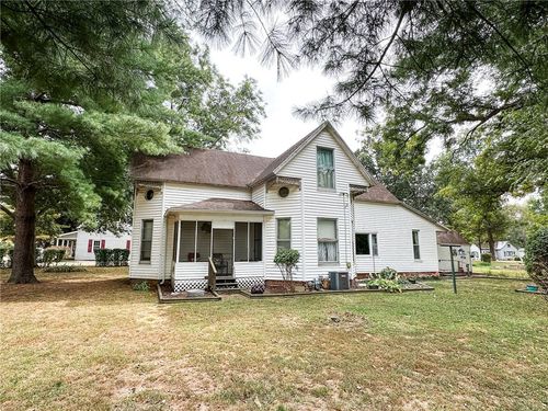 301 S Pleasant St, Hutsonville, IL, 62433-1223 | Card Image