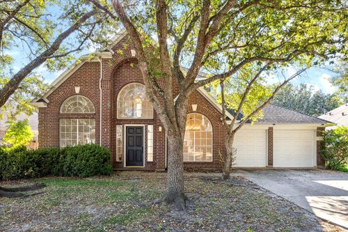 315 Vantage Pointe Cir, League City, TX, 77573-4375 | Card Image