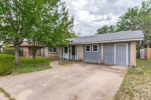 5111 Meadow Creek Dr, Austin, TX, 78745-3045 | Card Image