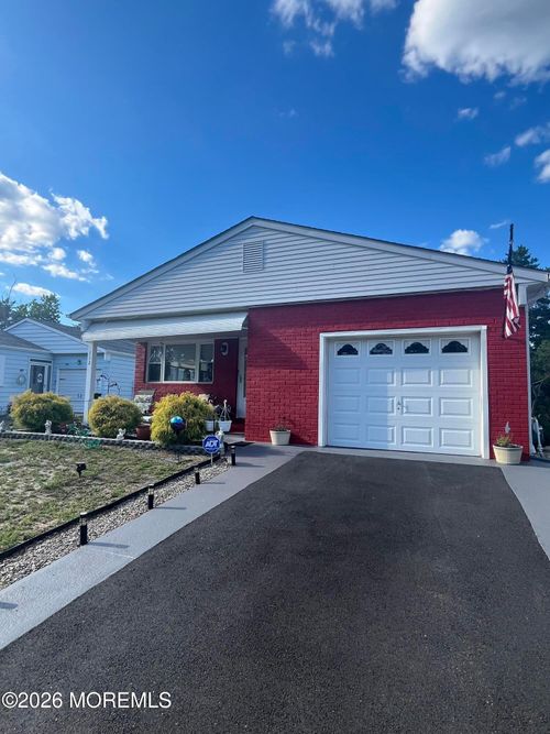 112 Santiago Dr, Toms River, NJ, 08757-6161 | Card Image