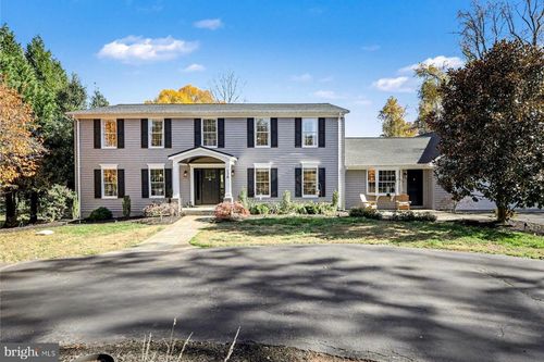 130 Lakeland Dr, STERLING, VA, 20164-8604 | Card Image