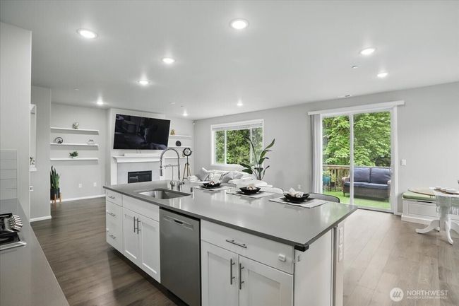 19431 9 Th Ave Se, House other with 5 bedrooms, 4 bathrooms and 2 parking in Bothell WA | Image 11