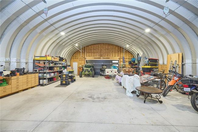 880 Metler Rd, House other with 5 bedrooms, 2 bathrooms and 28 parking in Fenwick ON | Image 5
