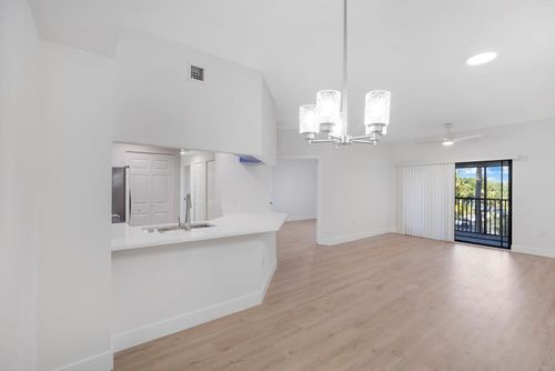 305-2724 Anzio Ct, Palm Beach Gardens, FL, 33410-2969 | Card Image