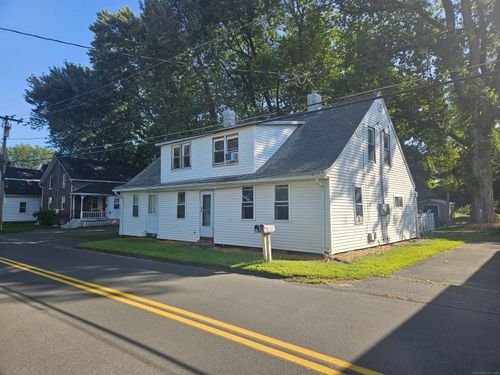 82 S Water St, East Windsor, CT, 06088-6600 | Card Image