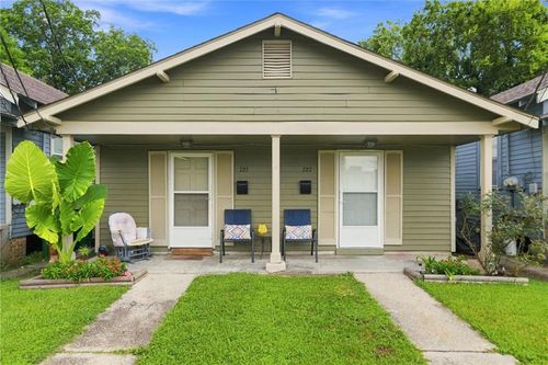 727 Anson St, Gretna, LA, 70053-2308 | Card Image