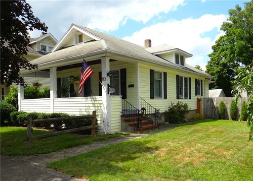 614 Chester St, Elmira, NY, 14904-1640 | Card Image