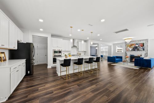 1705 Pointe Xing, Apex, NC, 27523-5104 | Card Image