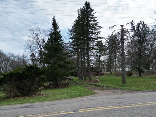 523 Unionville Rd, Butler, PA, 16001-8574 | Card Image