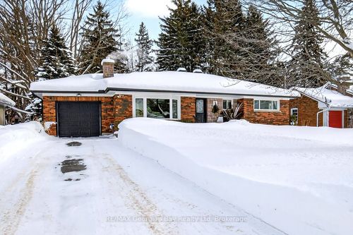 303 Seventh St, Midland, ON, L4R4A1 | Card Image