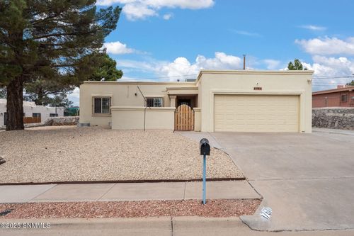 1761 Mcrae Ave, Las Cruces, NM, 88001-2547 | Card Image