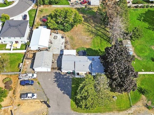 7 S Jefferson St, Kennewick, WA, 99336-1810 | Card Image