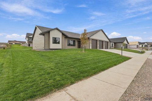 3407 Ping Dr, Rapid City, SD, 57703-4504 | Card Image