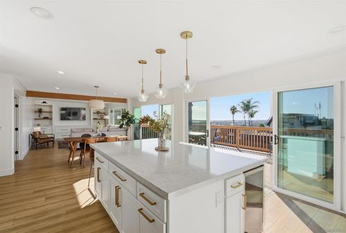 3692 Princeton Ave, San Diego, CA, 92117-5637 | Card Image