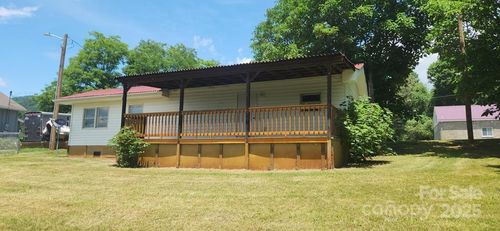 174 E Sylva Cir, Sylva, NC, 28779-5164 | Card Image