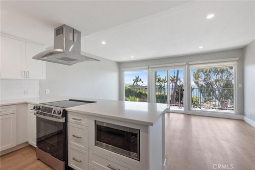 4-2607 Solana Way, Laguna Beach, CA, 92651-3956 | Card Image